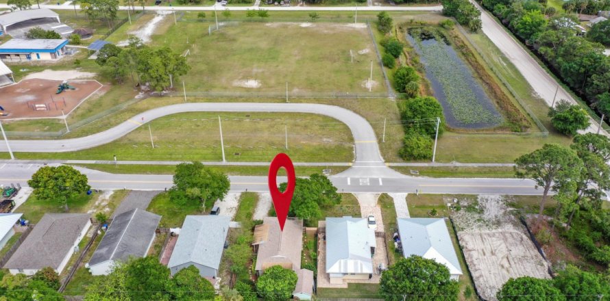 House in Vero Beach, Florida 3 bedrooms, 107.02 sq.m. № 1079041