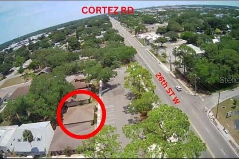 Immobilier commercial à vendre à Bradenton, Floride: 141.21 m2 № 1901283 - photo 2
