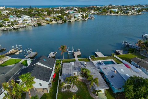Villa ou maison à vendre à Indian Rocks Beach, Floride: 2 chambres, 130.99 m2 № 2142063 - photo 9