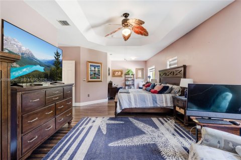 Купить виллу или дом в Хомстед, Флорида 6 спален, 298.96м2, № 2048106 - фото 18