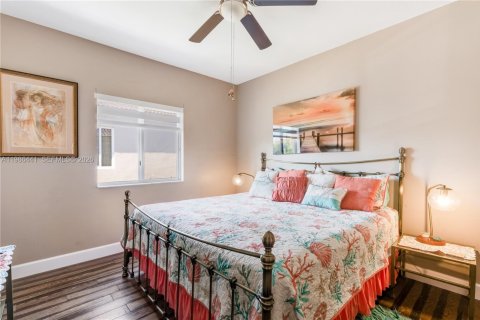 Купить виллу или дом в Хомстед, Флорида 6 спален, 298.96м2, № 2048106 - фото 27