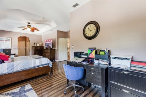 Купить виллу или дом в Хомстед, Флорида 6 спален, 298.96м2, № 2048106 - фото 20