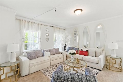 House in Tavares, Florida 4 bedrooms, 274.25 sq.m. № 1882830 - photo 2