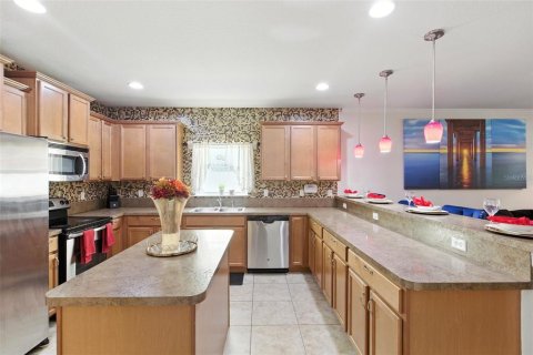 House in Tavares, Florida 4 bedrooms, 274.25 sq.m. № 1882830 - photo 7