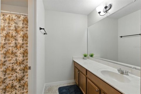 House in Tavares, Florida 4 bedrooms, 274.25 sq.m. № 1882830 - photo 29