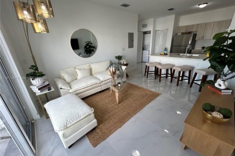 Villa ou maison à louer à Miami, Floride: 2 chambres № 2016391 - photo 6