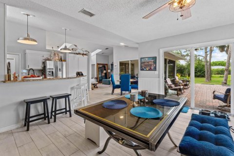 Villa ou maison à vendre à West Palm Beach, Floride: 3 chambres, 159.61 m2 № 2245843 - photo 15