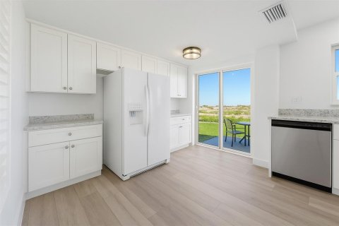 Copropriété à vendre à Venice, Floride: 2 chambres, 118.08 m2 № 2425573 - photo 14