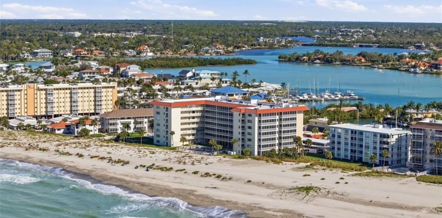 Condo à Venice, Floride, 2 chambres № 2425573