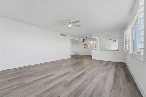 Copropriété à vendre à Venice, Floride: 2 chambres, 118.08 m2 № 2425573 - photo 9
