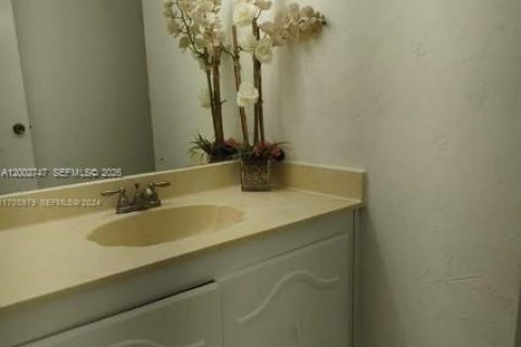 Купить кондоминиум в Норт-Майами-Бич, Флорида 1 спальня, 72.28м2, № 2066623 - фото 7