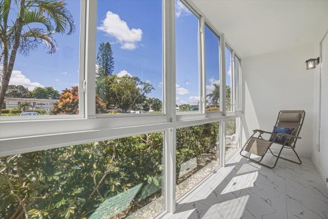 Condo in Deerfield Beach, Florida, 1 bedroom  № 2378673 - photo 20