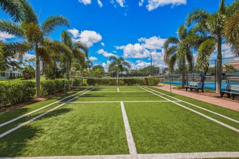 Condo in Deerfield Beach, Florida, 1 bedroom  № 2378673 - photo 24