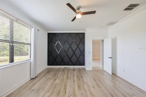 House in Land O' Lakes, Florida 3 bedrooms, 181.16 sq.m. № 1680152 - photo 10