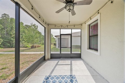House in Land O' Lakes, Florida 3 bedrooms, 181.16 sq.m. № 1680152 - photo 23
