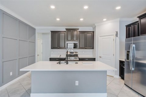 House in Land O' Lakes, Florida 3 bedrooms, 181.16 sq.m. № 1680152 - photo 4