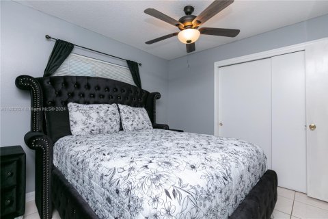 House in Deerfield Beach, Florida 3 bedrooms, 105.07 sq.m. № 1794693 - photo 23