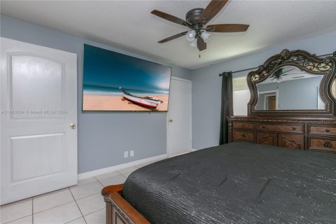 House in Deerfield Beach, Florida 3 bedrooms, 105.07 sq.m. № 1794693 - photo 17