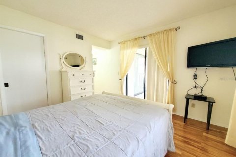 Condo in Oldsmar, Florida, 2 bedrooms  № 2235464 - photo 16
