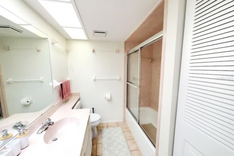 Condo in Oldsmar, Florida, 2 bedrooms  № 2235464 - photo 10