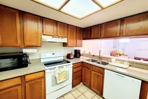 Condo in Oldsmar, Florida, 2 bedrooms  № 2235464 - photo 6