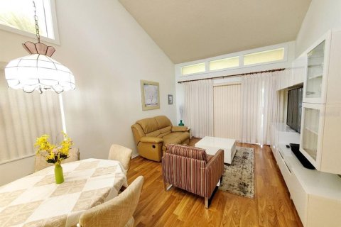 Condo in Oldsmar, Florida, 2 bedrooms  № 2235464 - photo 5