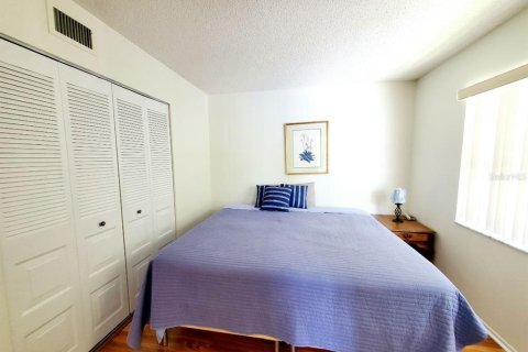 Condo in Oldsmar, Florida, 2 bedrooms  № 2235464 - photo 8