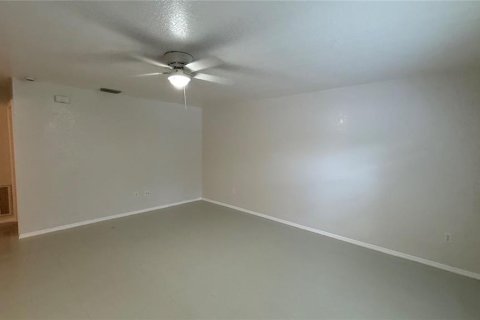Apartamento en alquiler en Port Charlotte, Florida, 2 dormitorios, 96.34 m2 № 1906078 - foto 2