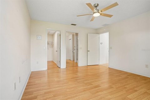 Casa en venta en The Villages, Florida, 3 dormitorios, 129.32 m2 № 2296379 - foto 17