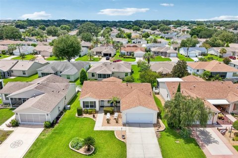 Casa en venta en The Villages, Florida, 3 dormitorios, 129.32 m2 № 2296379 - foto 2