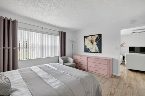 Купить кондоминиум в Санрайз, Флорида 2 спальни, 95.69м2, № 2002332 - фото 18