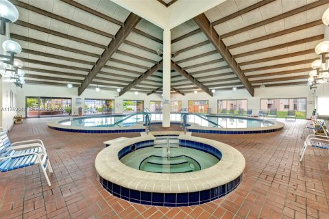 Купить кондоминиум в Санрайз, Флорида 2 спальни, 95.69м2, № 2002332 - фото 30