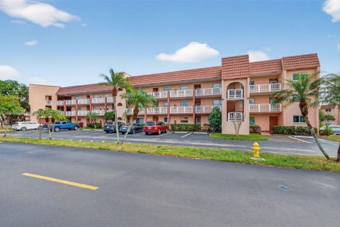 Купить кондоминиум в Санрайз, Флорида 2 спальни, 95.69м2, № 2002332 - фото 24