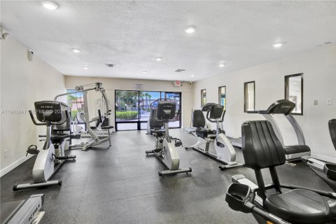 Купить кондоминиум в Санрайз, Флорида 2 спальни, 95.69м2, № 2002332 - фото 26