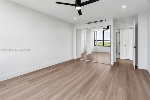 Copropriété à vendre à Miami, Floride: 2 chambres, 122.26 m2 № 1928715 - photo 9