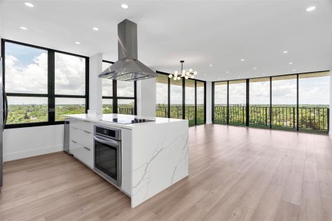 Copropriété à vendre à Miami, Floride: 2 chambres, 122.26 m2 № 1928715 - photo 1