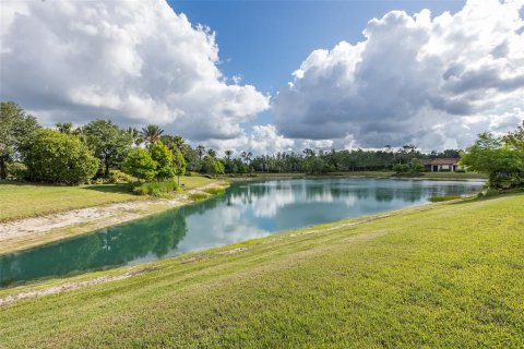 House in Odessa, Florida 3 bedrooms, 179.39 sq.m. № 1690213 - photo 3