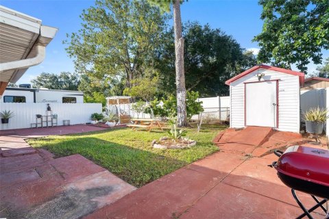 Villa ou maison à vendre à Tampa, Floride: 4 chambres, 106.84 m2 № 2437271 - photo 9