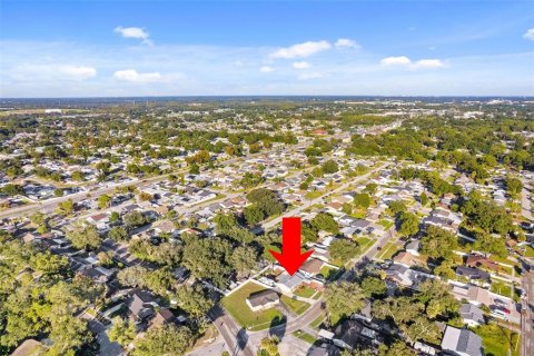 Villa ou maison à vendre à Tampa, Floride: 4 chambres, 106.84 m2 № 2437271 - photo 16