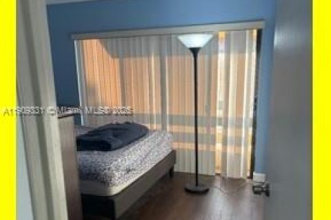 Купить виллу или дом в Майами, Флорида 2 спальни, 107.02м2, № 1965138 - фото 17