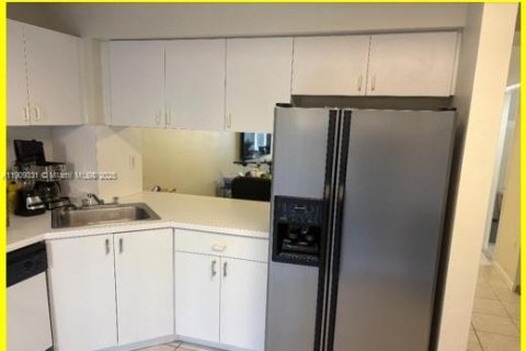 Купить виллу или дом в Майами, Флорида 2 спальни, 107.02м2, № 1965138 - фото 20