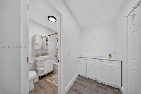 Купить виллу или дом в Майами, Флорида 3 спальни, 158.86м2, № 2417791 - фото 19