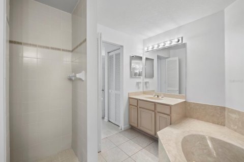 Condominio en venta en Sarasota, Florida, 2 dormitorios, 177.91 m2 № 2429088 - foto 19