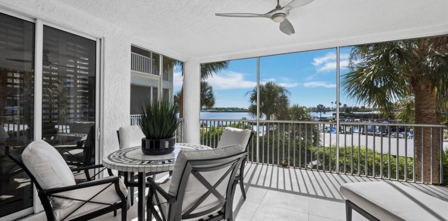 Condominio en Sarasota, Florida, 2 dormitorios  № 2429088