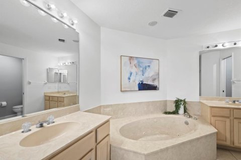 Condominio en venta en Sarasota, Florida, 2 dormitorios, 177.91 m2 № 2429088 - foto 18