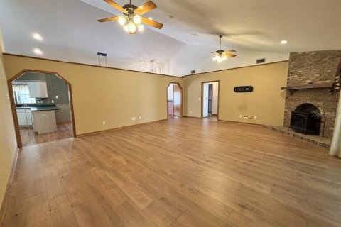 House in Ocala, Florida 3 bedrooms, 276.38 sq.m. № 2233212 - photo 19