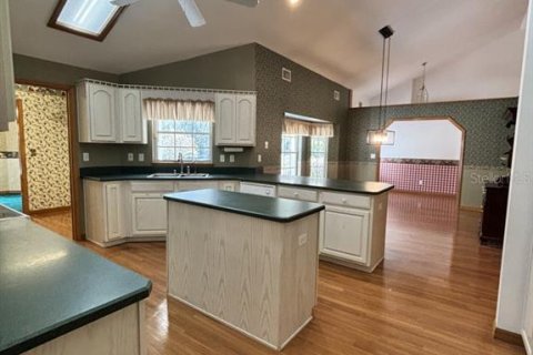 House in Ocala, Florida 3 bedrooms, 276.38 sq.m. № 2233212 - photo 26