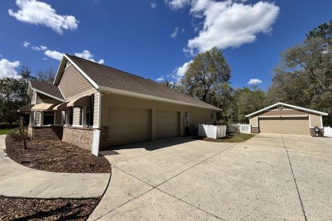 House in Ocala, Florida 3 bedrooms, 276.38 sq.m. № 2233212 - photo 4