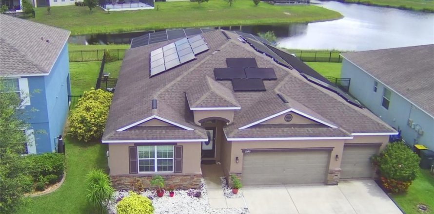 House in Davenport, Florida 4 bedrooms, 210.05 sq.m. № 1878113