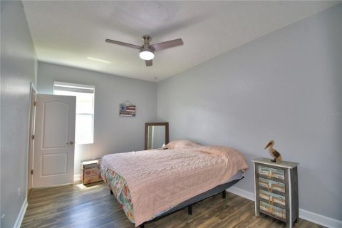House in Davenport, Florida 4 bedrooms, 210.05 sq.m. № 1878113 - photo 22